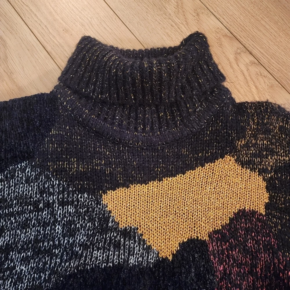 Vintage Turtleneck Sweater- M